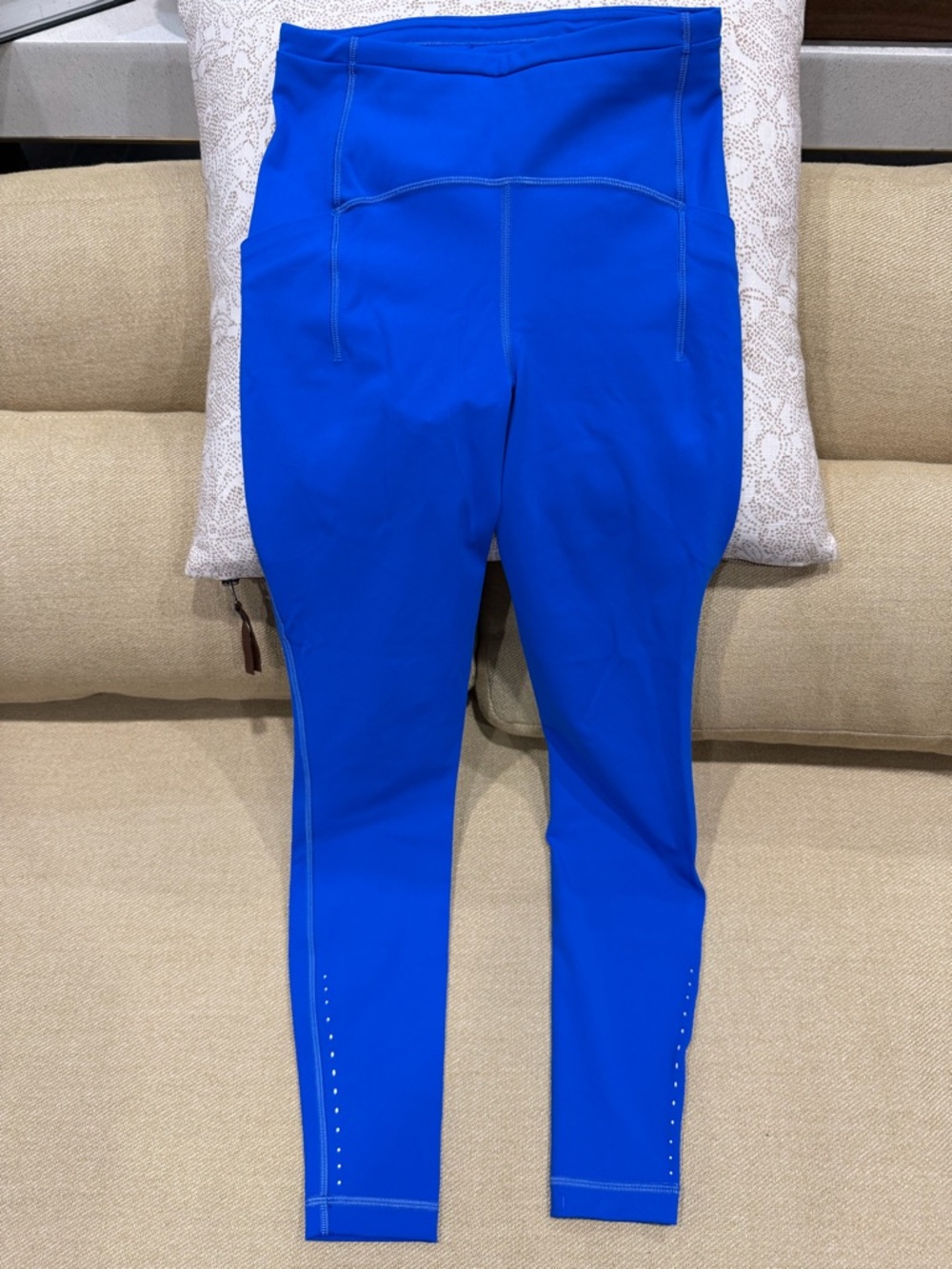 lululemon (Base Pace High-Rise Tights)